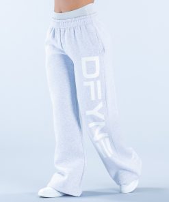 Signature Wide Leg Jogger